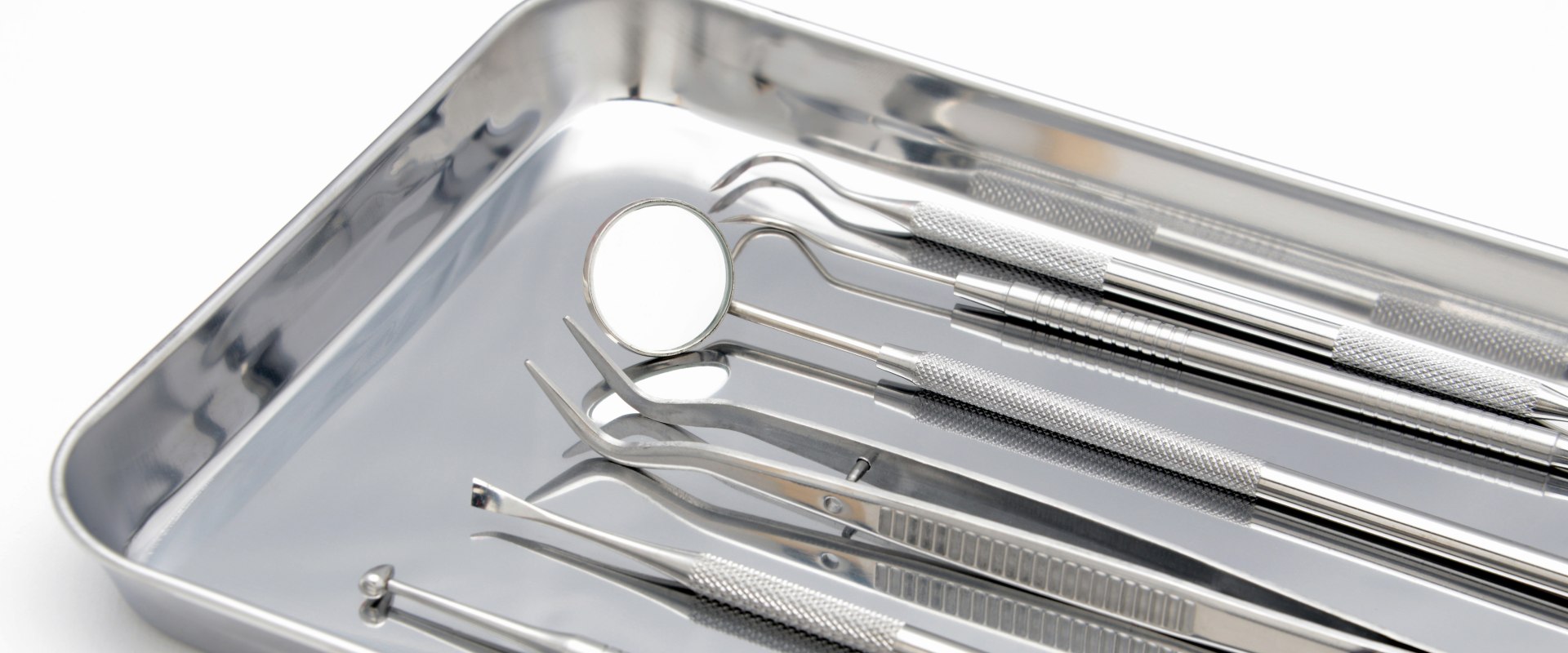 What Instruments and Forms Should a Dental Assistant Have Ready for the Dentist?