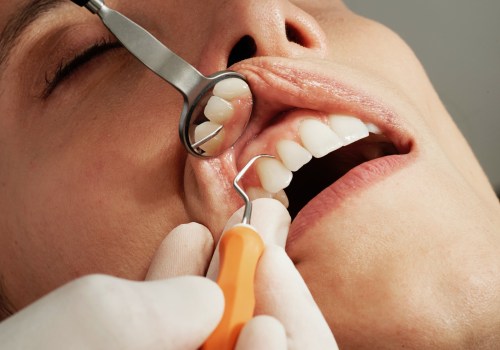 What are the advantages and disadvantages of being a dental hygienist?