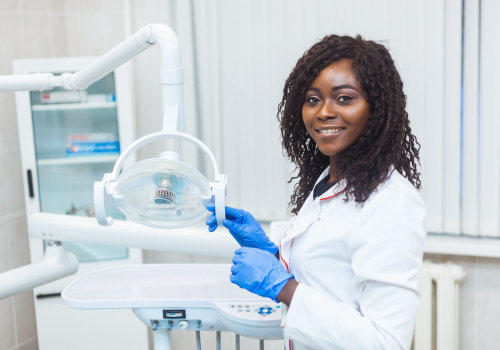 What is the job outlook for dental assistants?