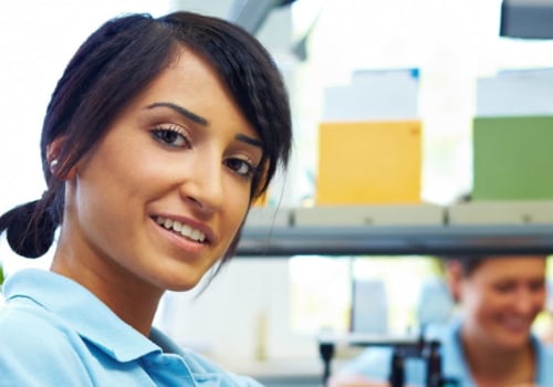 What Types of Continuing Education Courses are Available at a Dental Assisting School?